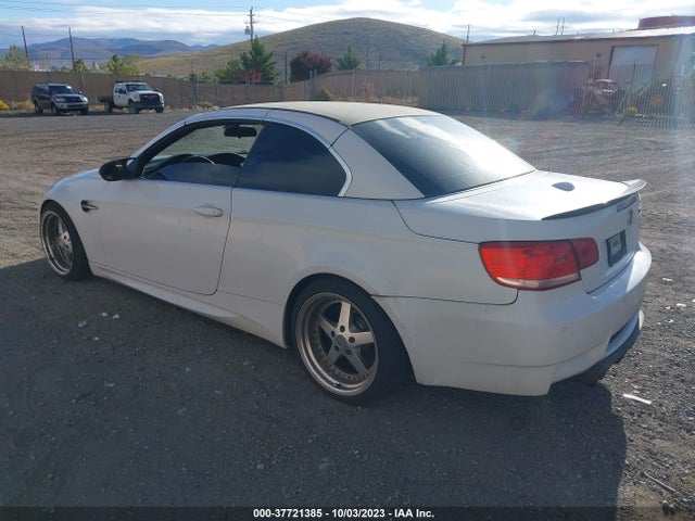 2009 BMW M3 VIN: WBSWL93559P332056