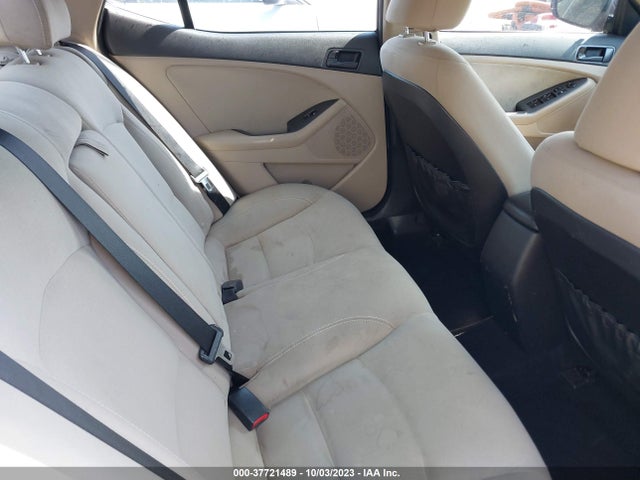 KIA Optima Lx 2014 5XXGM4A79EG341165 Image 8