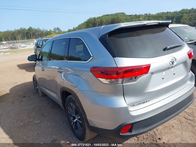 2018 TOYOTA HIGHLANDER LE VIN: 5TDZARFH6JS040135