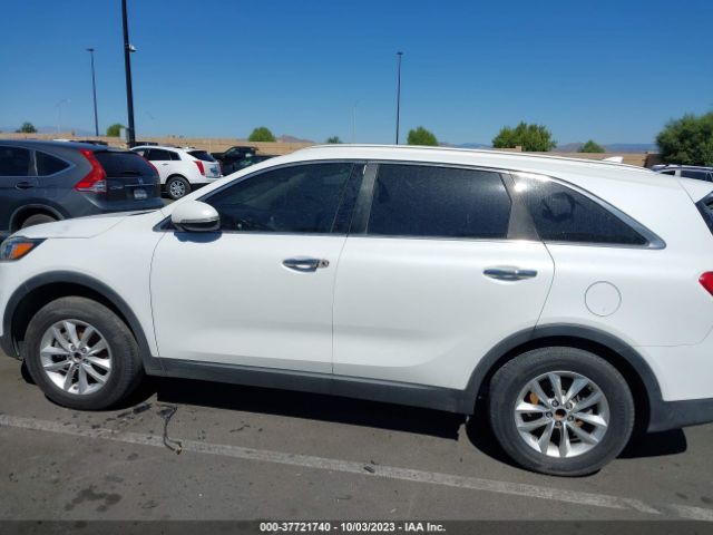 5XYPG4A37GG145177 KIA SORENTO LX