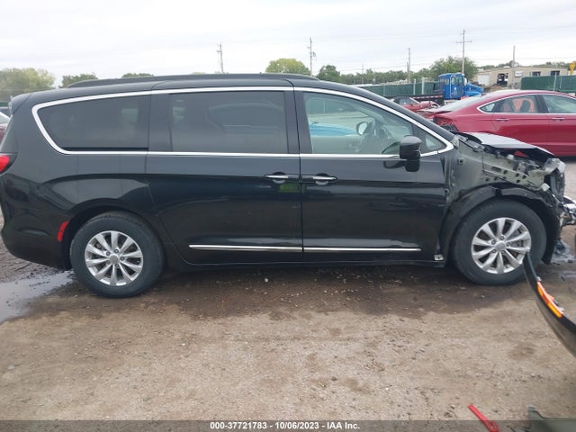 2C4RC1BGXHR733706 Chrysler Pacifica Touring-l