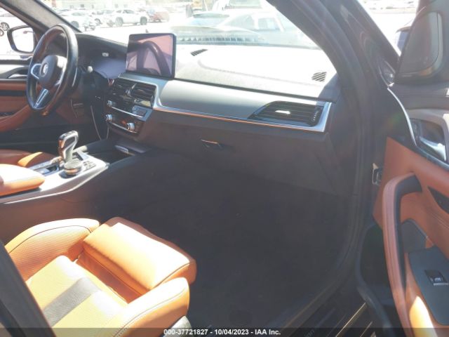 WBS83CH04MCF93829 BMW M5