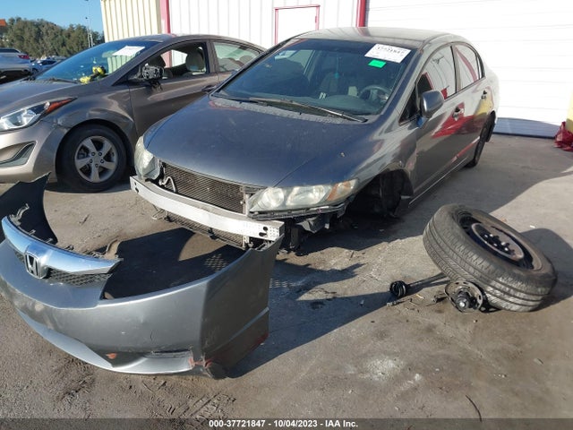 2010 HONDA CIVIC SDN LX VIN: 19XFA1F55AE071560