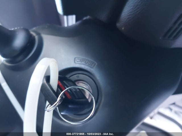 Honda CR-V LX 2018 2HKRW5H30JH413154 Image 11