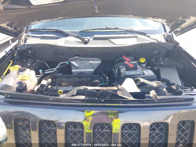 1C4NJPBA0GD805078 Jeep Patriot Sport Se