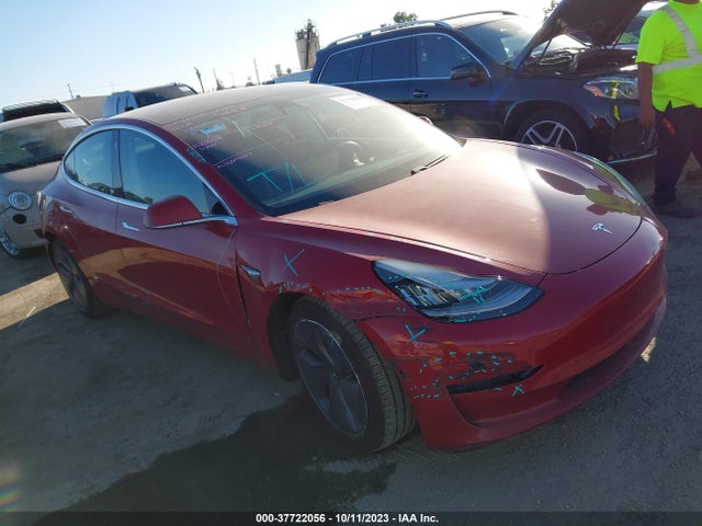 2019 5YJ3E1EB0KF482195 main image