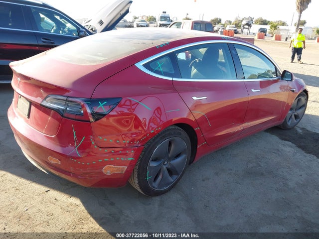 Tesla Model 3 Long Range/performance 2019 5YJ3E1EB0KF482195 Image 4