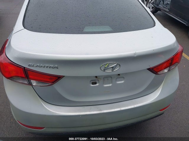 Hyundai ELANTRA SE 2014 5NPDH4AE6EH515820 Image 16