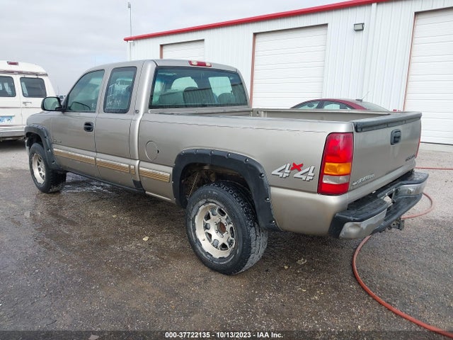 2001 CHEVROLET SILVERADO 1500 LS VIN: 2GCEK19T411388603