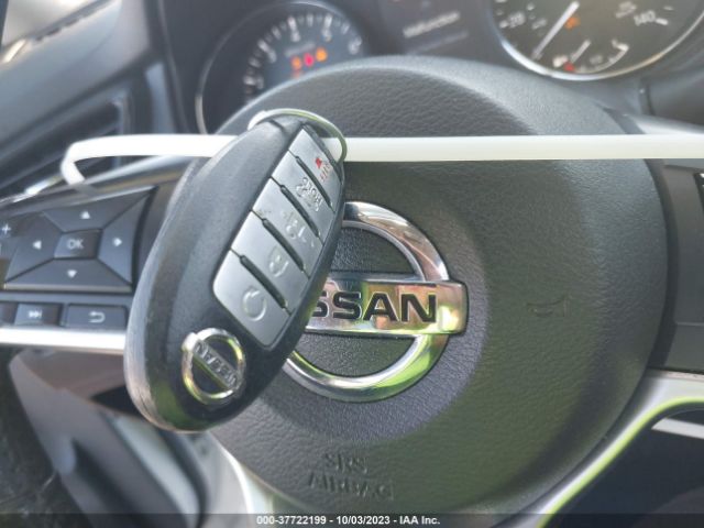 5N1AT2MT6HC750617 Nissan Rogue Sl