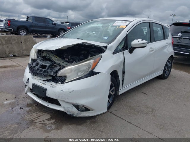 Nissan Versa Note Sr 2015 3N1CE2CP7FL409064 Image 2