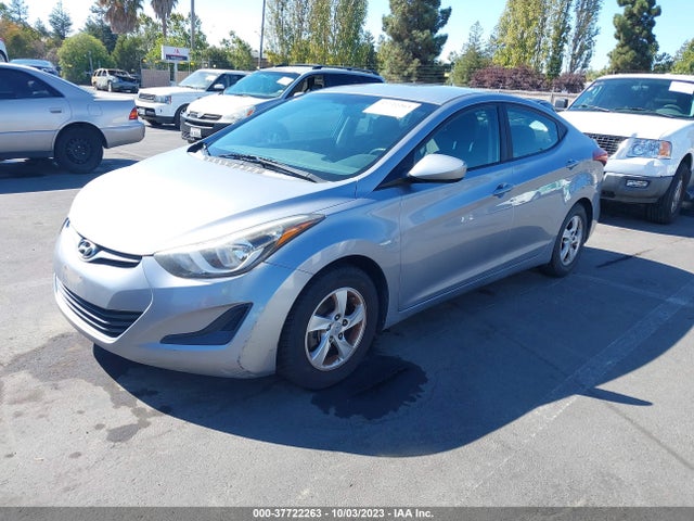 Hyundai ELANTRA SE 2015 5NPDH4AE1FH642699 Image 2