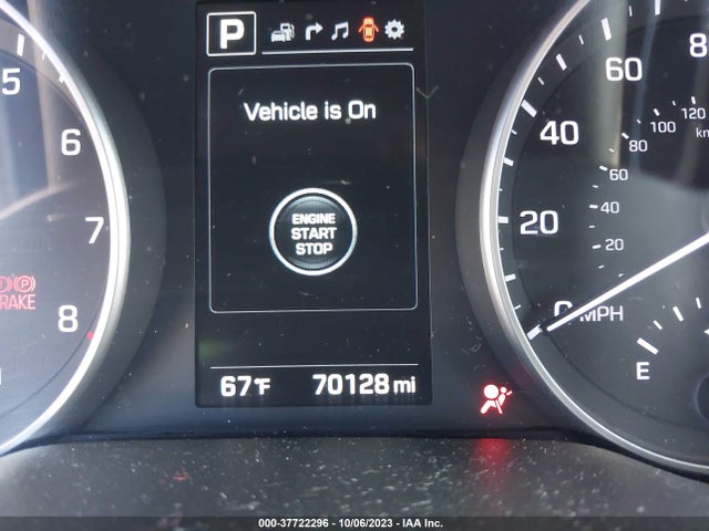 Hyundai Elantra Limited 2017 5NPD84LF6HH073034 Image 15