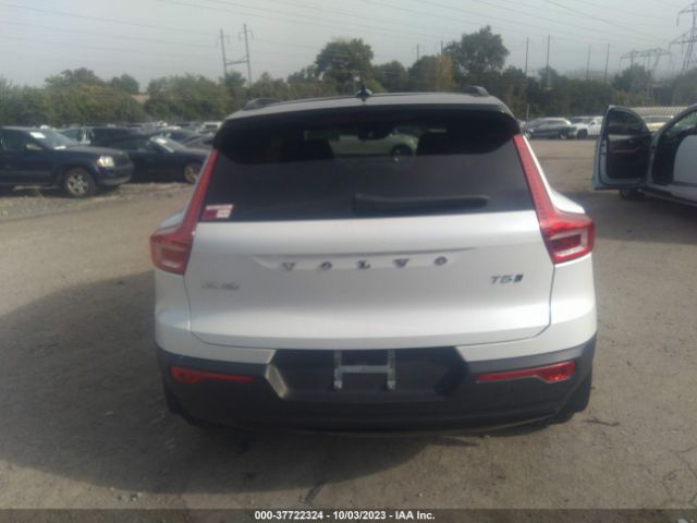 YV4162UM9M2401968 Volvo Xc40 R-design