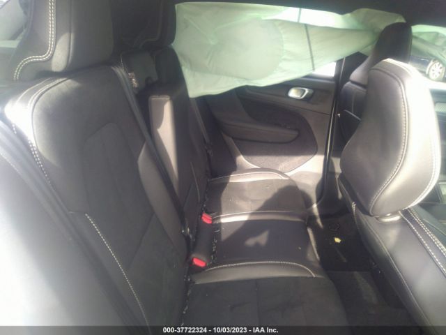 YV4162UM9M2401968 Volvo Xc40 R-design