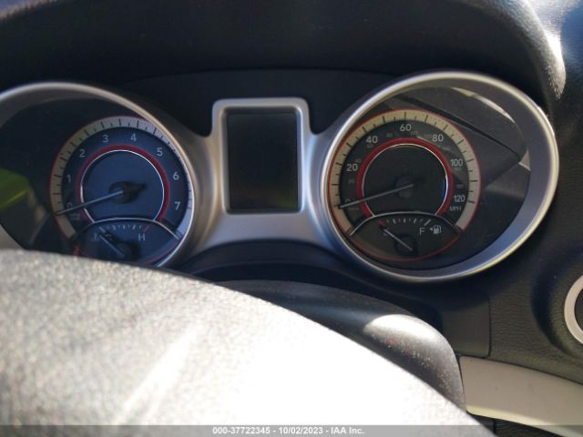 3C4PDCAB9JT443109 Dodge JOURNEY SE