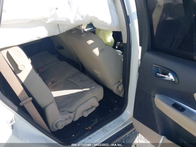 3C4PDCAB9JT443109 Dodge JOURNEY SE