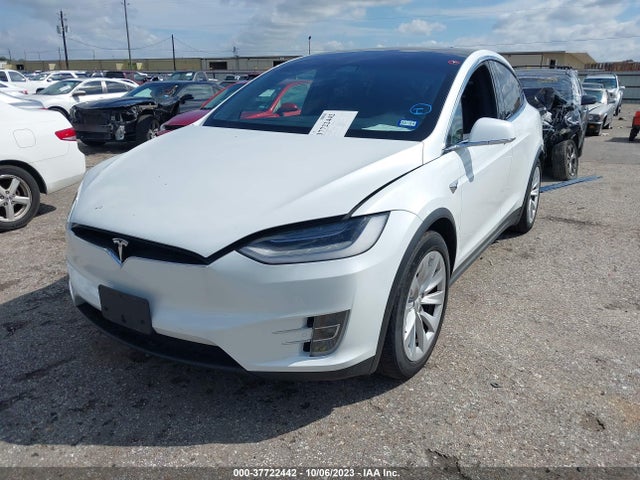 Tesla Model X Long Range 2020 5YJXCAE21LF263187 Image 2