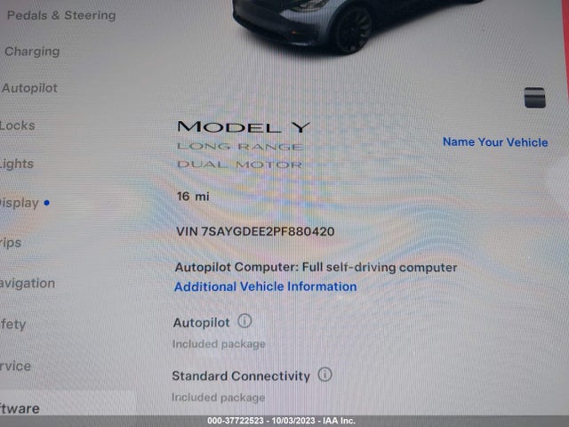 Tesla Model Y Long Range 2023 7SAYGDEE2PF880420 Image 7