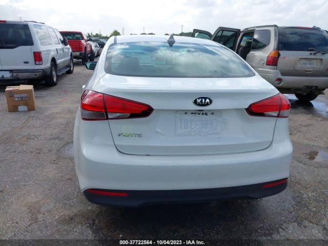 3KPFL4A72JE172110 KIA FORTE LX