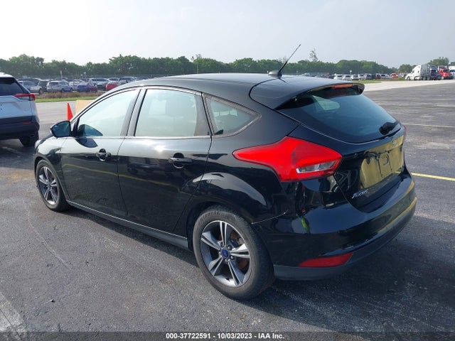 Ford FOCUS SE 2016 1FADP3KE4GL293150 Image 3