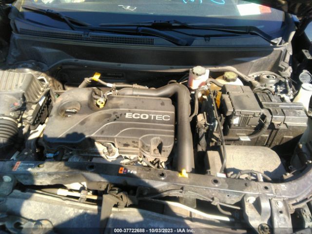 2GNAXUEV8L6122586 Chevrolet EQUINOX LT