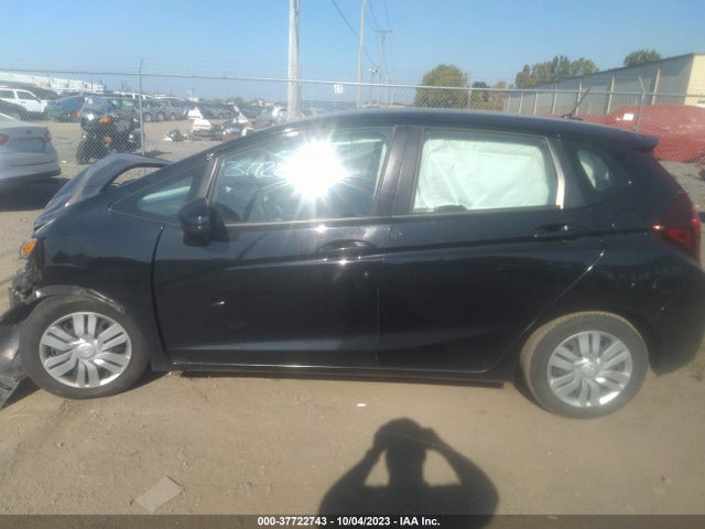 2015 HONDA FIT LX VIN: 3HGGK5H52FM734832