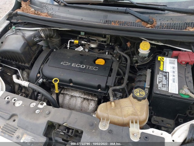 Chevrolet SONIC LT 2014 1G1JC6SHXE4104313 Image 10
