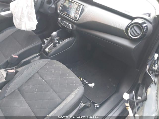 3N1CP5CU0JL543490 Nissan KICKS SV