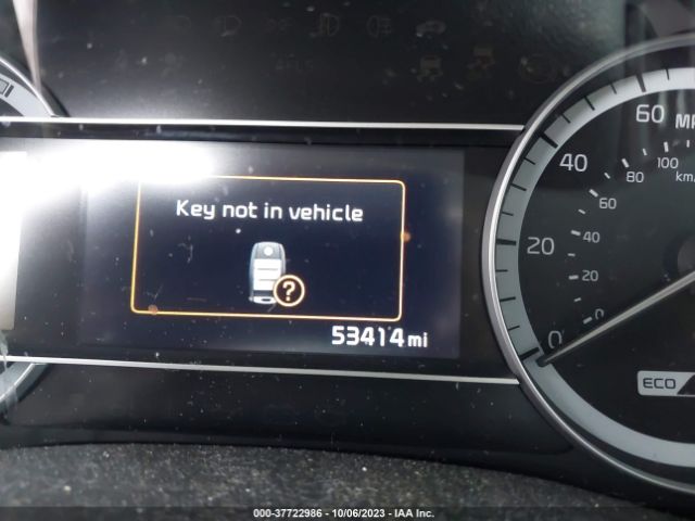 KNDCE3LC9J5132619 KIA Niro Touring