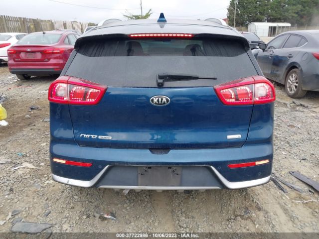 KNDCE3LC9J5132619 KIA Niro Touring