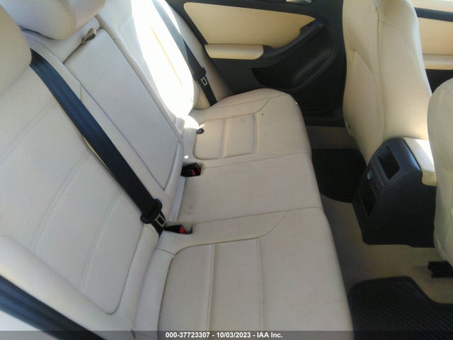 2011 VOLKSWAGEN JETTA 2.5L SE VIN: 3VWDZ7AJ4BM376706