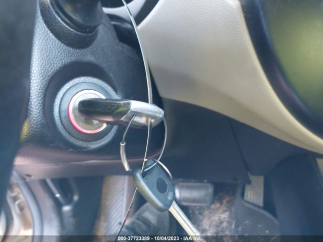 KNDJP3A52E7725450 KIA SOUL +