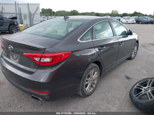 2015 HYUNDAI SONATA 2.4L SE VIN: 5NPE24AF5FH196460