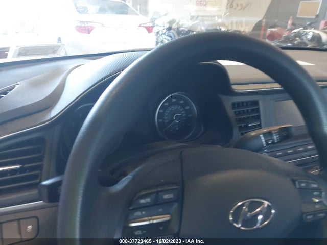 Hyundai ELANTRA SE 2019 5NPD74LF6KH412952 Image 7