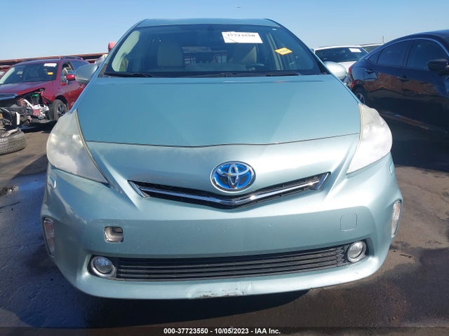 Toyota Prius V Two/three/five 2014 JTDZN3EU9E3326035 Image 4
