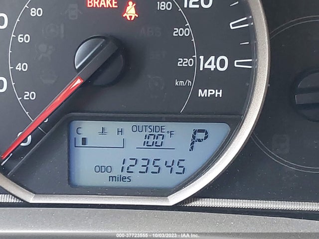 2013 TOYOTA RAV4 XLE VIN: 2T3WFREV2DW016834