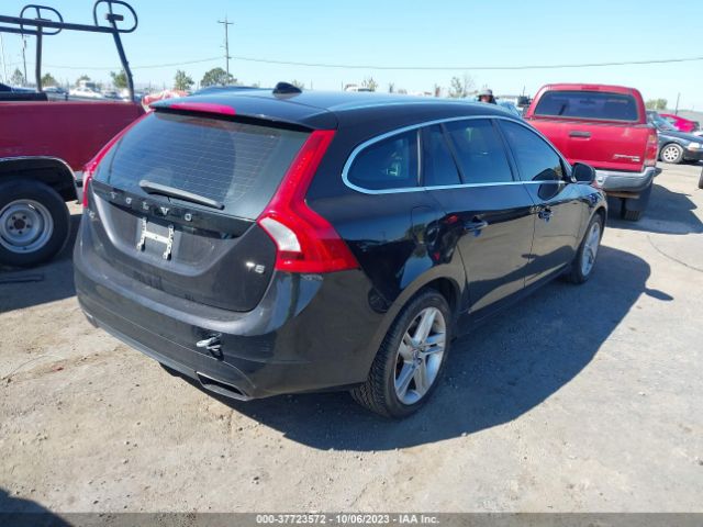 YV126MEB6F1192045 Volvo V60 T5 Drive-e Premier