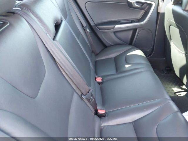 YV126MEB6F1192045 Volvo V60 T5 Drive-e Premier