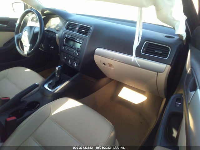 3VWD07AJ5EM280064 Volkswagen Jetta Sedan Se W/connectivity