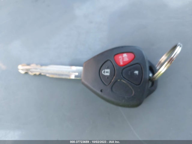 2007 TOYOTA RAV4 VIN: JTMBD33V575079099