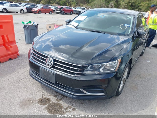 1VWAT7A39GC027491 Volkswagen Passat 1.8t S