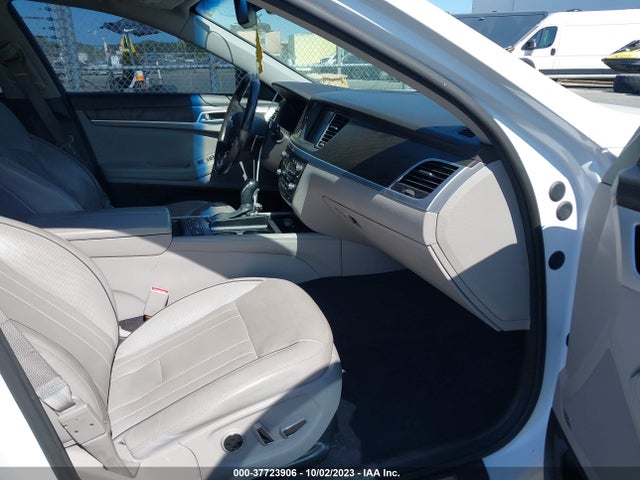 2015 HYUNDAI GENESIS 5.0L VIN: KMHGN4JF2FU060269