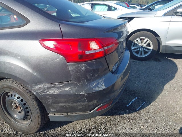 2016 FORD FOCUS S VIN: 1FADP3E20GL250183