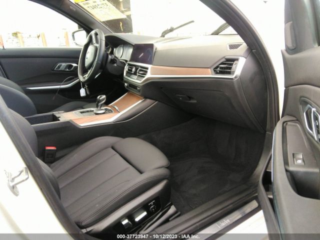2021 BMW 330I 3MW5R7J04M8B50947 Photo 4