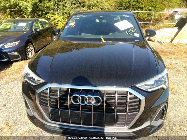 WA1DECF38P1082967 Audi Q3 S Line Premium