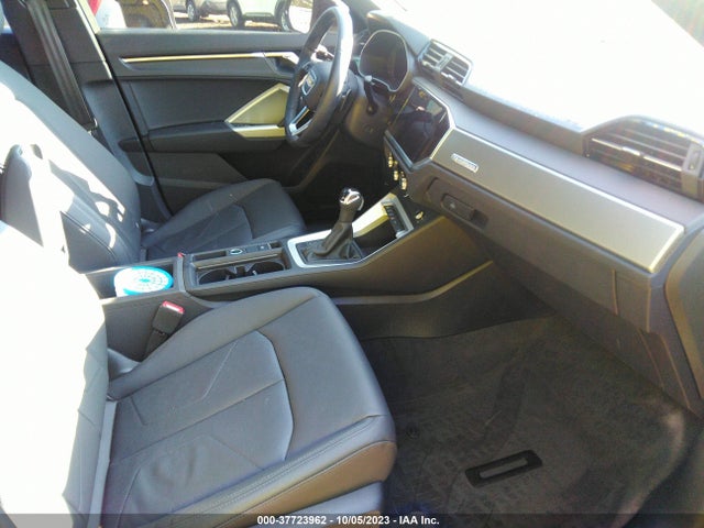 WA1DECF38P1082967 Audi Q3 S Line Premium