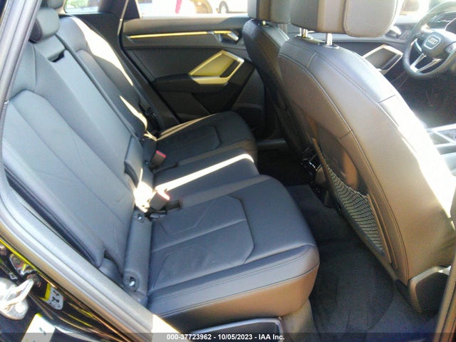WA1DECF38P1082967 Audi Q3 S Line Premium