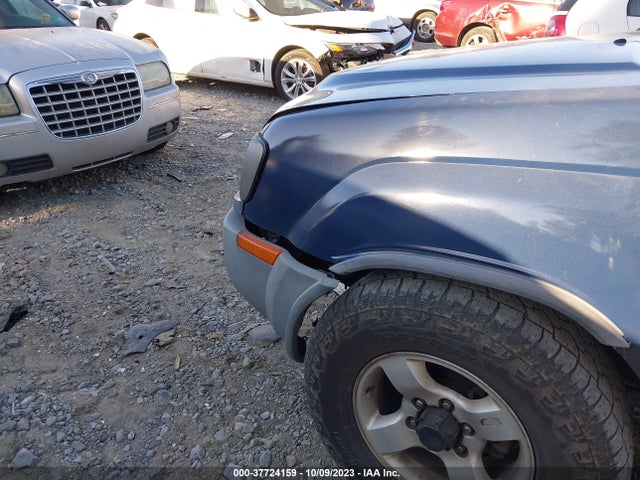 2004 NISSAN XTERRA XE VIN: 5N1ED28Y34C683960