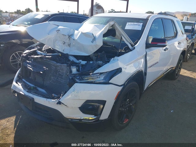 Chevrolet Traverse Premier 2022 1GNEVKKW0NJ122435 Image 2